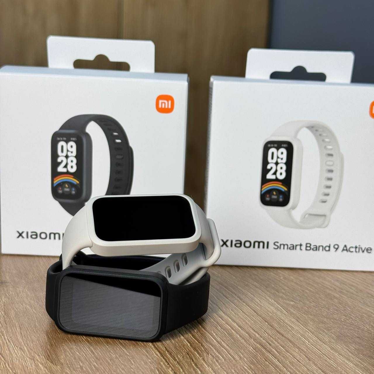 Фітнес-браслет Xiaomi Smart Band 9 Active Black/White Купити Годинник