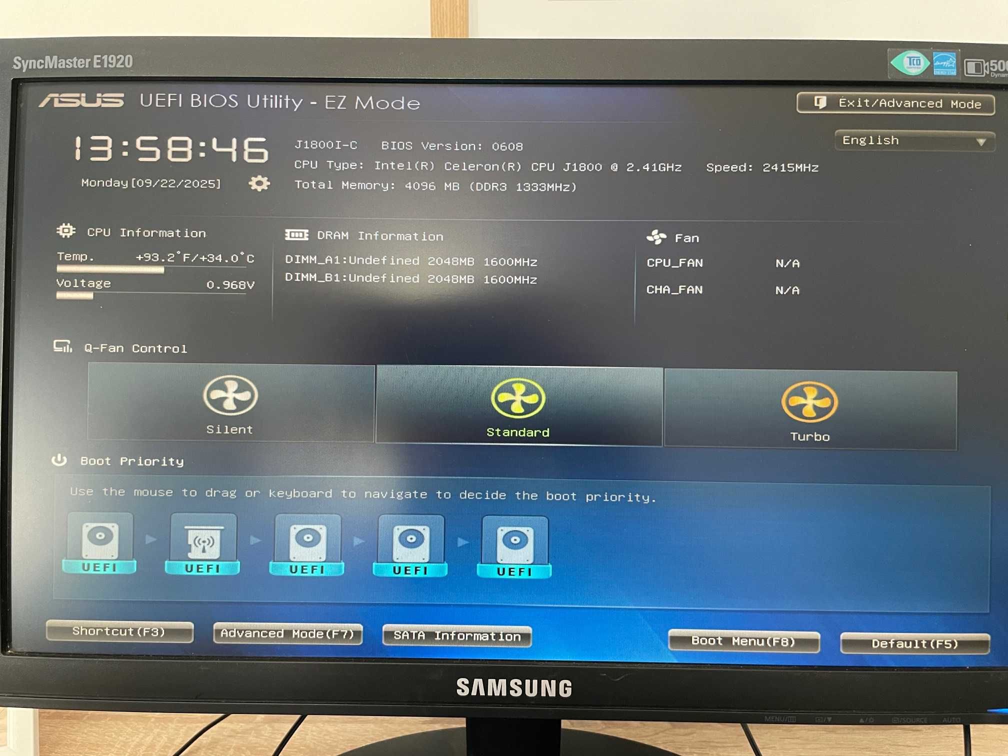 Asus J1800I-C 2x2.41Ghz 4gb ddr3 ssd 30gb Samsung E1920