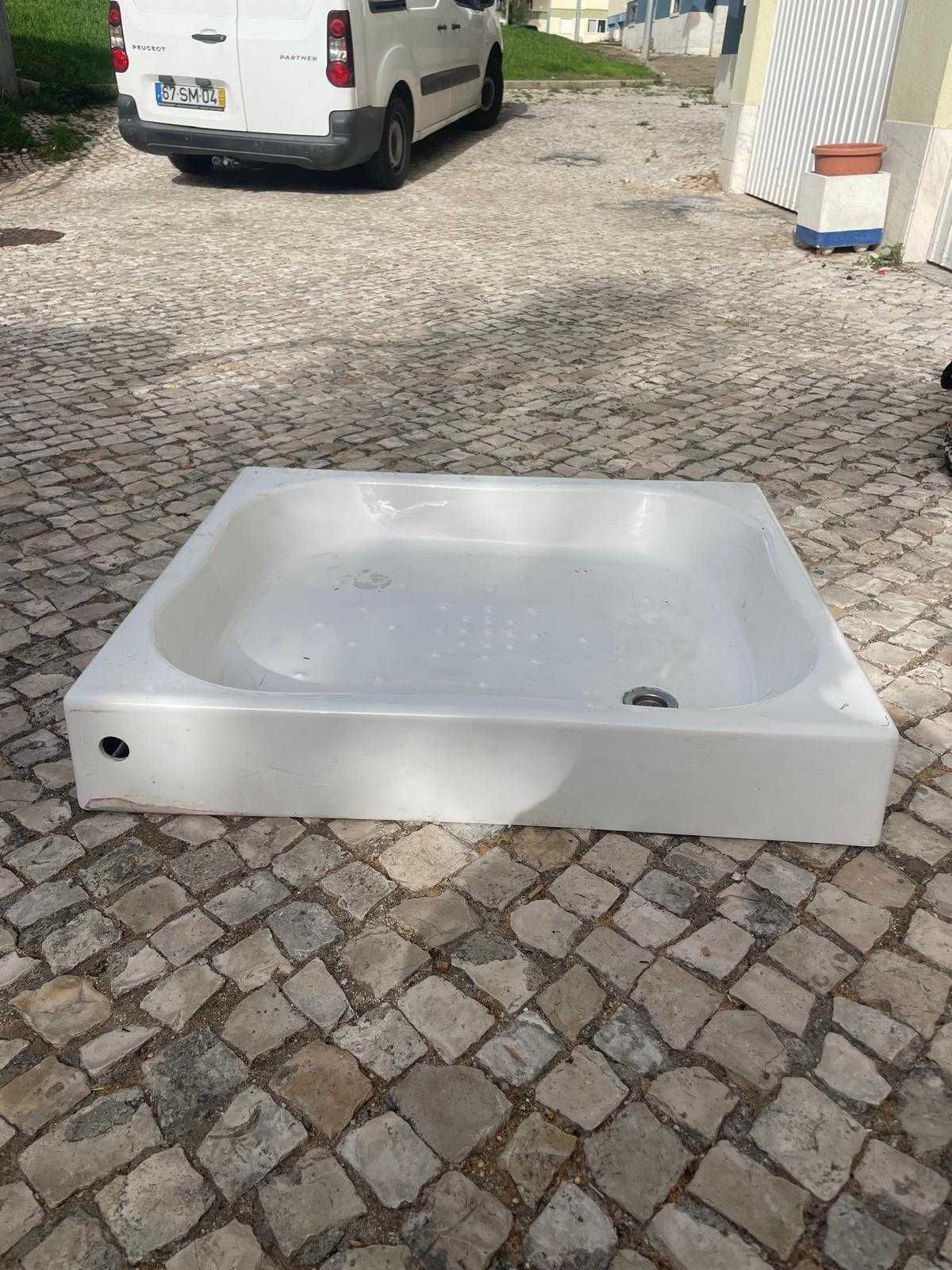 Base de duche Usada