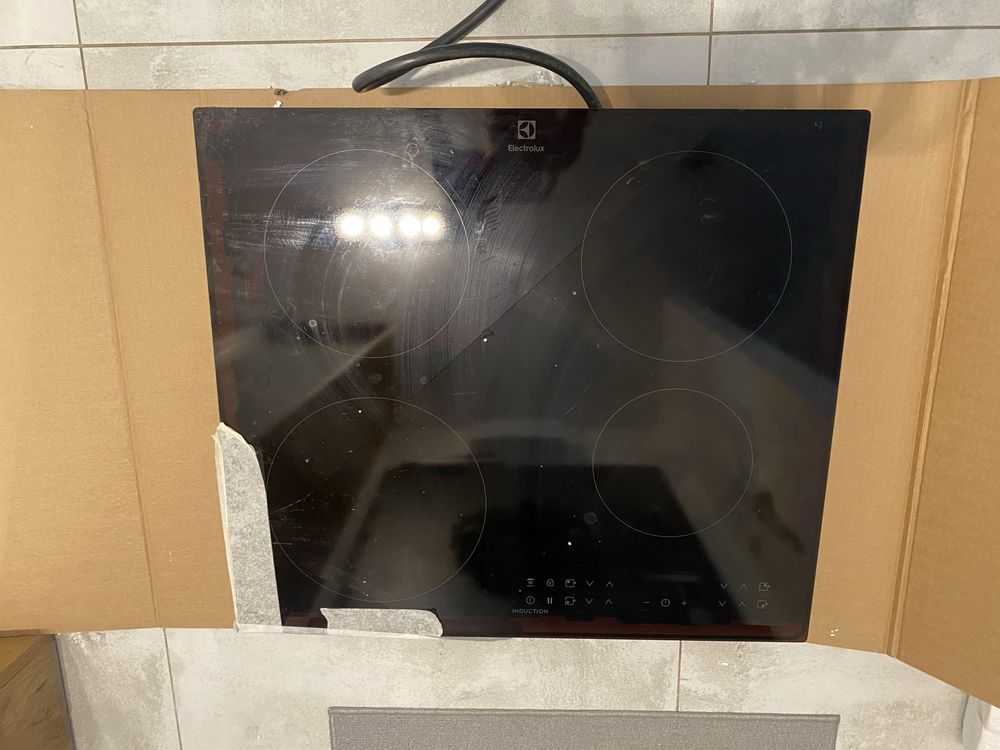 Płyta grzejna Electrolux LIR60433 na części zamienne