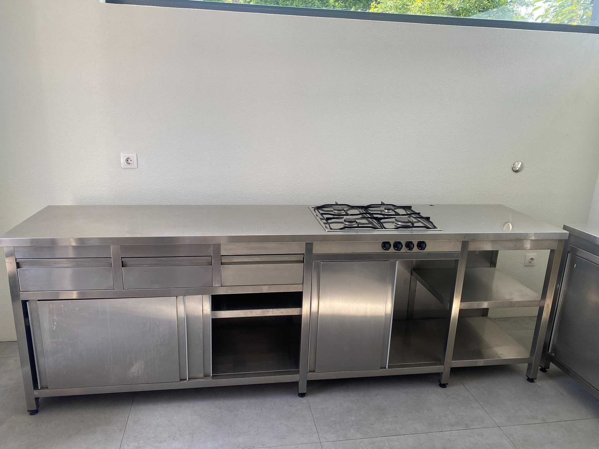 Móvel de cozinha em inox 2,70 m x 90 cm com placa a gás