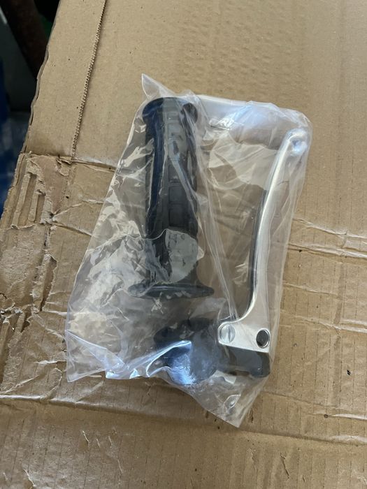 Manetes motorizada tipo v5