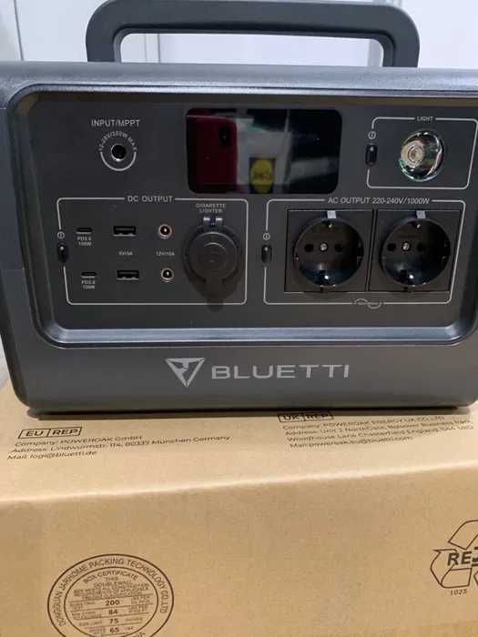 Зарядна станція Bluetti PowerOak EB70 716Wh/1000W блекаут
