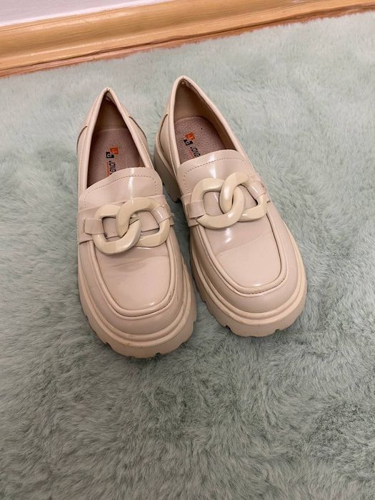 Продається дитяче Б/У взуття