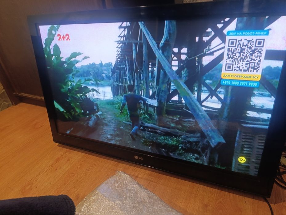 Плазмовий телевізор LG 42PQ2000, 42 дюйми