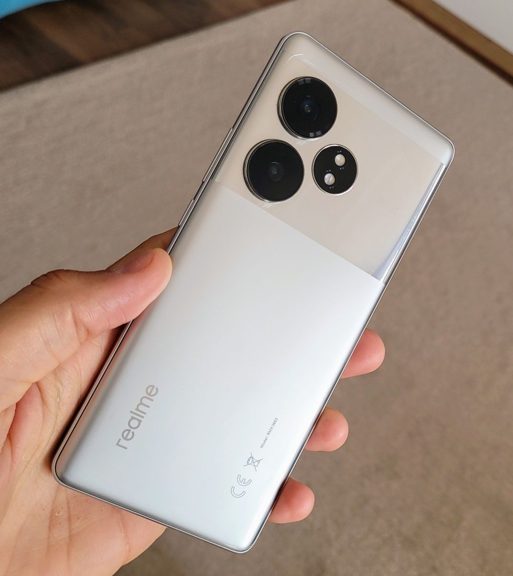 Realme GT 6T (12GB/256GB)