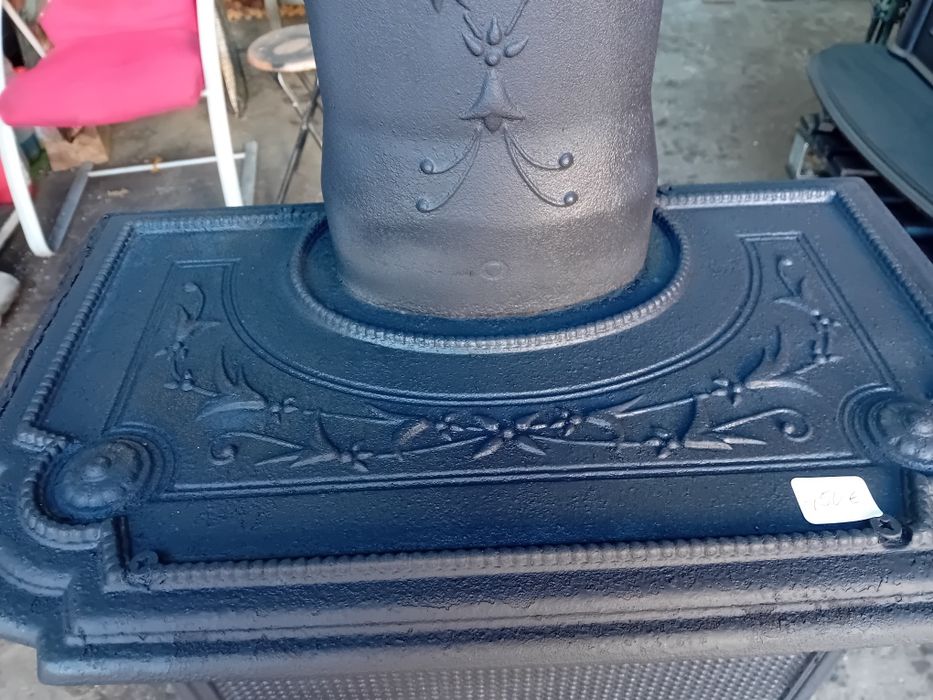 Salamandra em ferro fundido