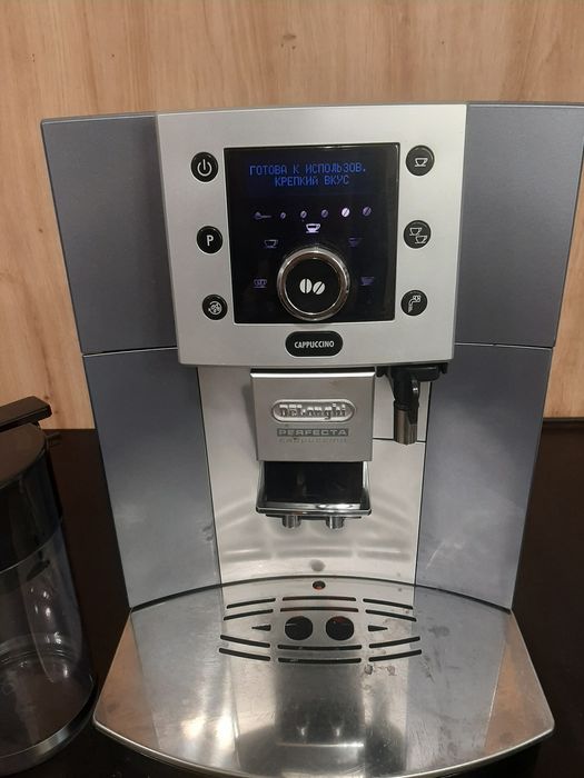 Кавовий апарат кавомашина Delonghi ESAM 5500 Cappuccino