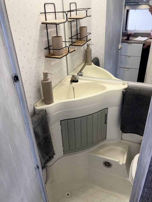 Przyczepa kempingowa knaus po remoncie