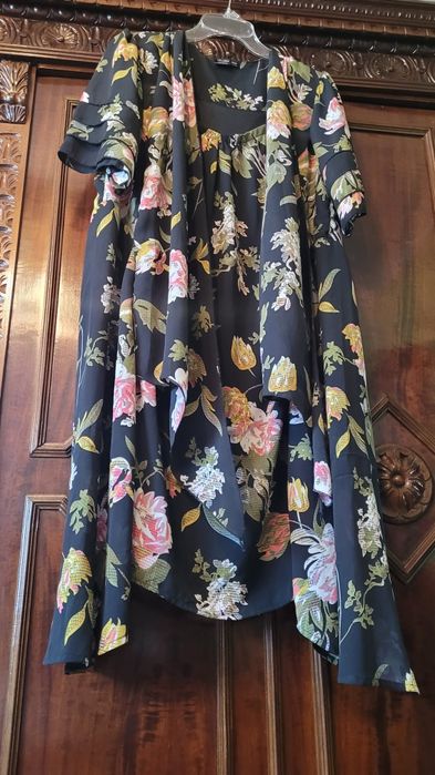 Sukienka w rozmiarze 46/48