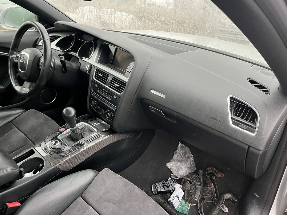 AUDI A5 S5 RS5 8T deska kokpit airbag pasy konsola czarna oryginał EU