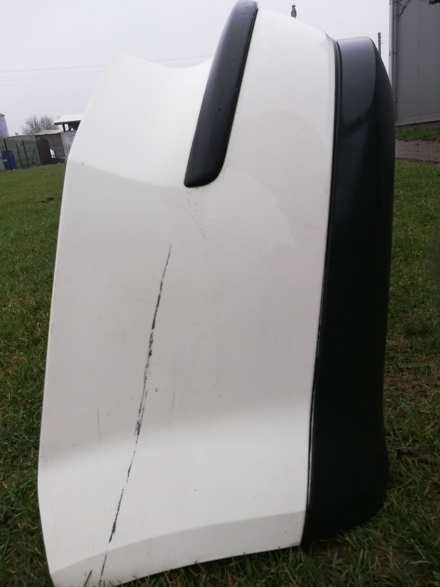 Zderzak tył tylny ślizgi Ford Focus mk2 kombi 04-07r kolor N3 biały