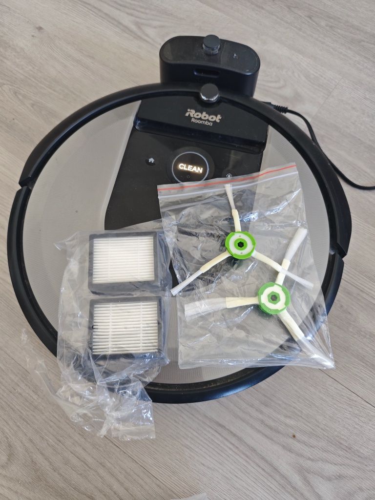 Aspirador iRobot Roomba i7