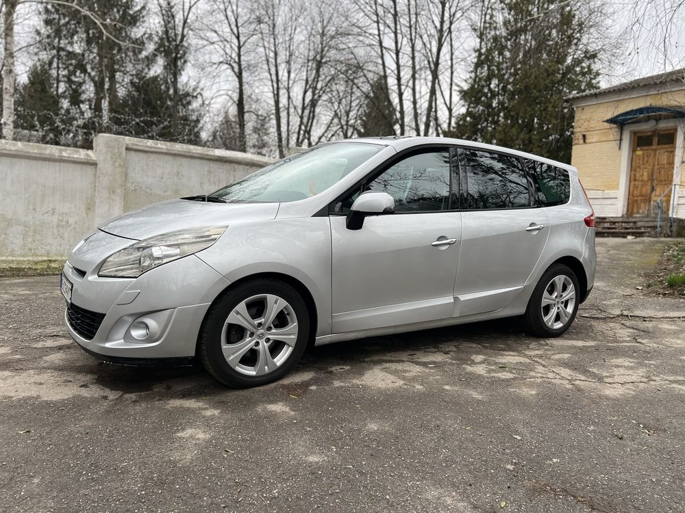 Renault Scenic (Grand scenic)