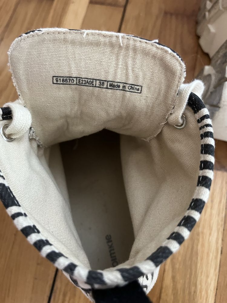 Buty pimkie w zebrę rozmiar 38
