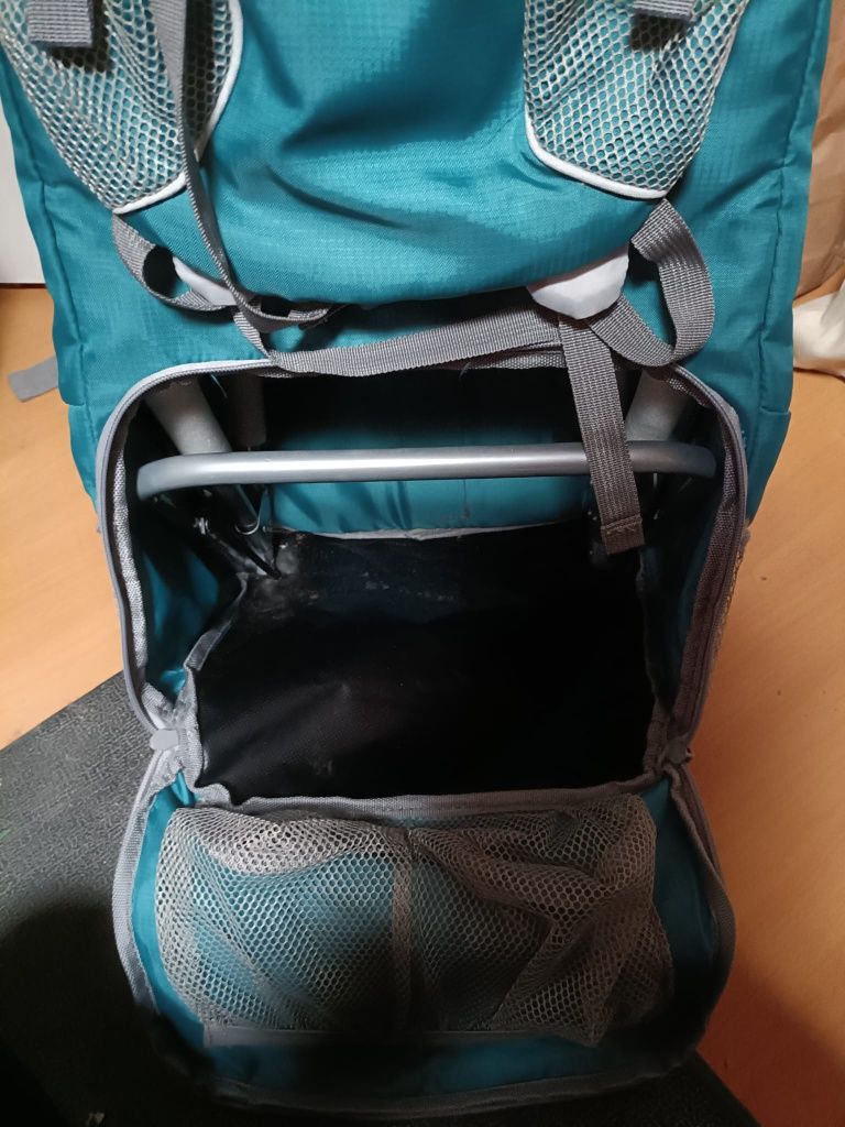 Mochila porta bebé ajustável /ergonómica dos 6 aos 36 meses (até 15kg)