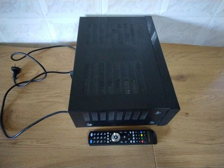 Amplificador integrado Teac A-R600