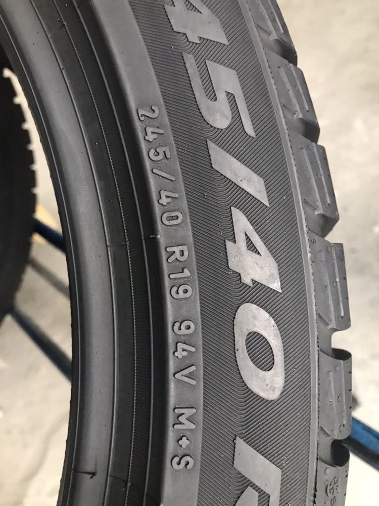 275/35/19+245/40/19 R19 Pirelli SottoZero 3 4шт зима