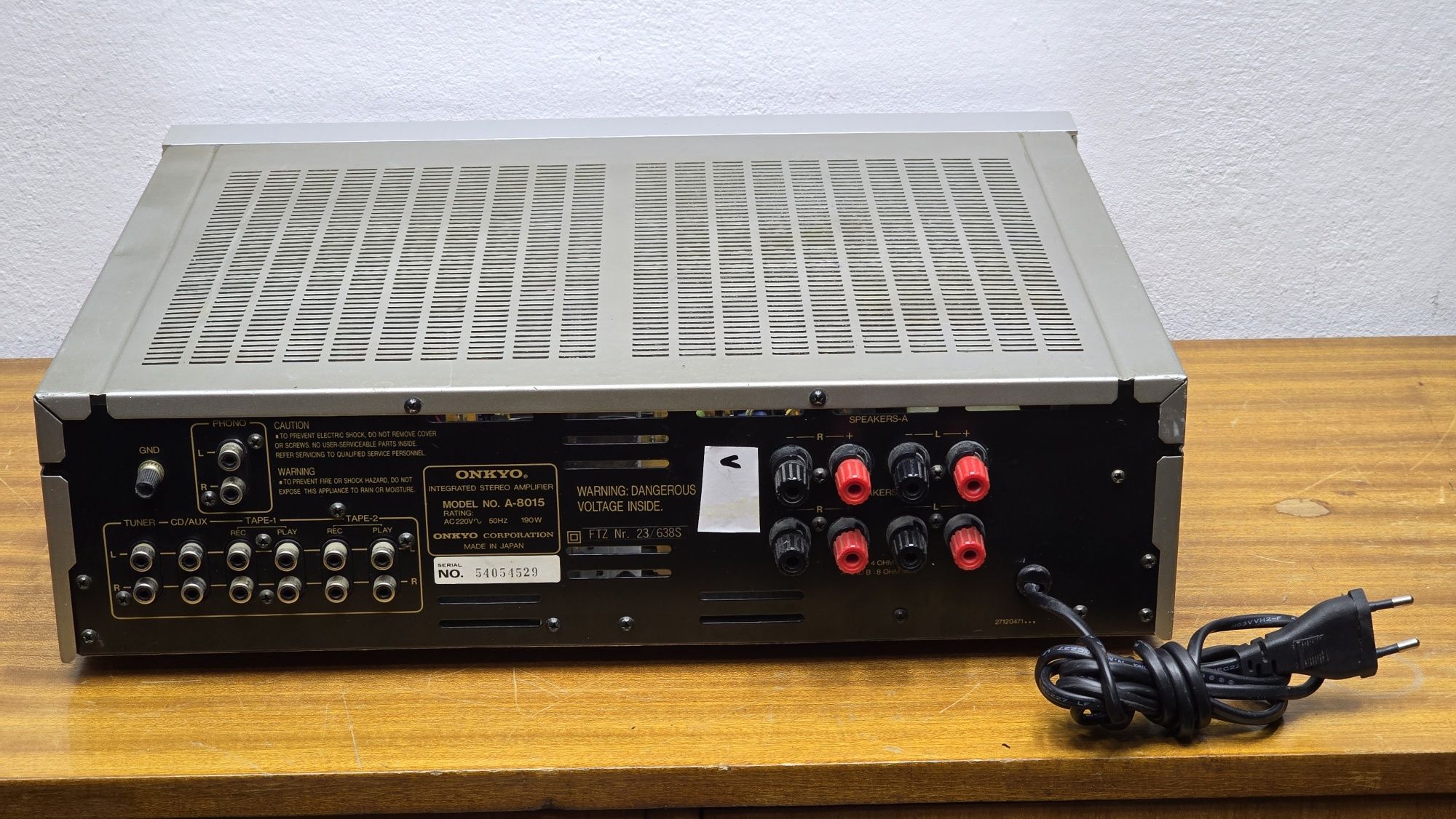 Onkyo A 8015 srebrny wzmacniacz Japan