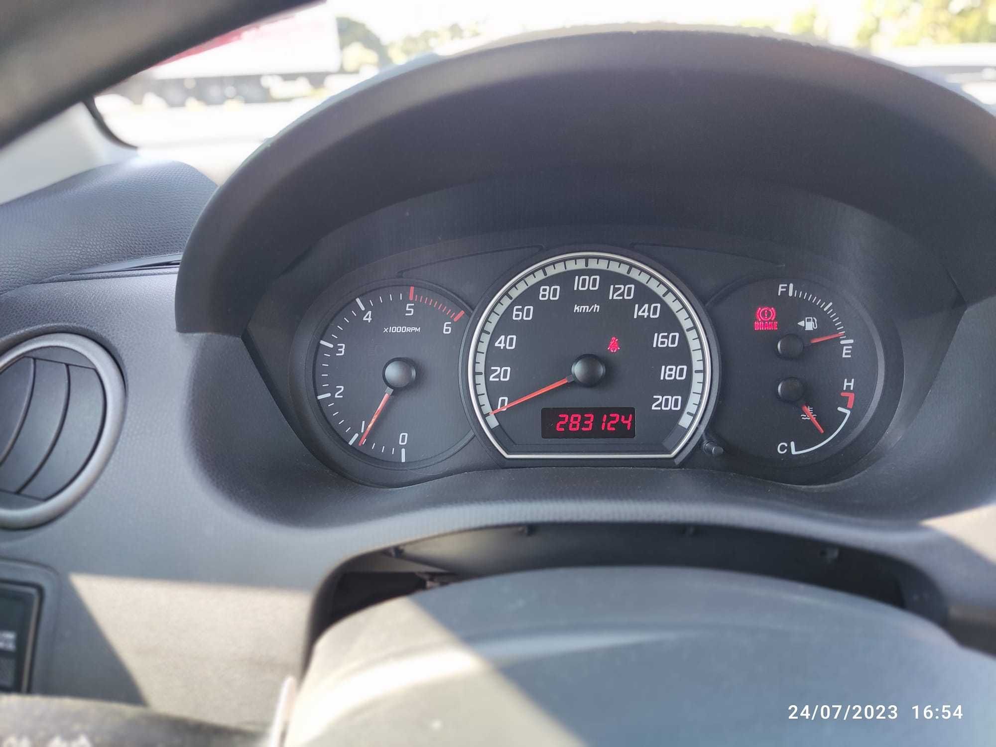 SUZUKI SWIFT DDISVN GLX MP , comercial , usado
