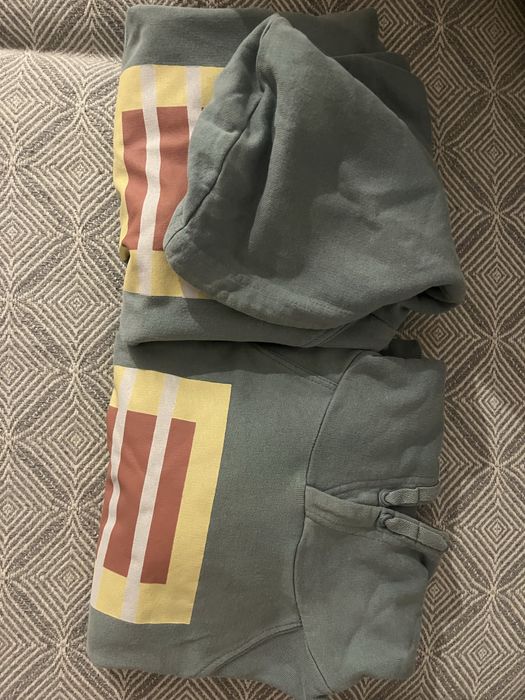 Sweatshirt Gocco com capuz 5-6 anos