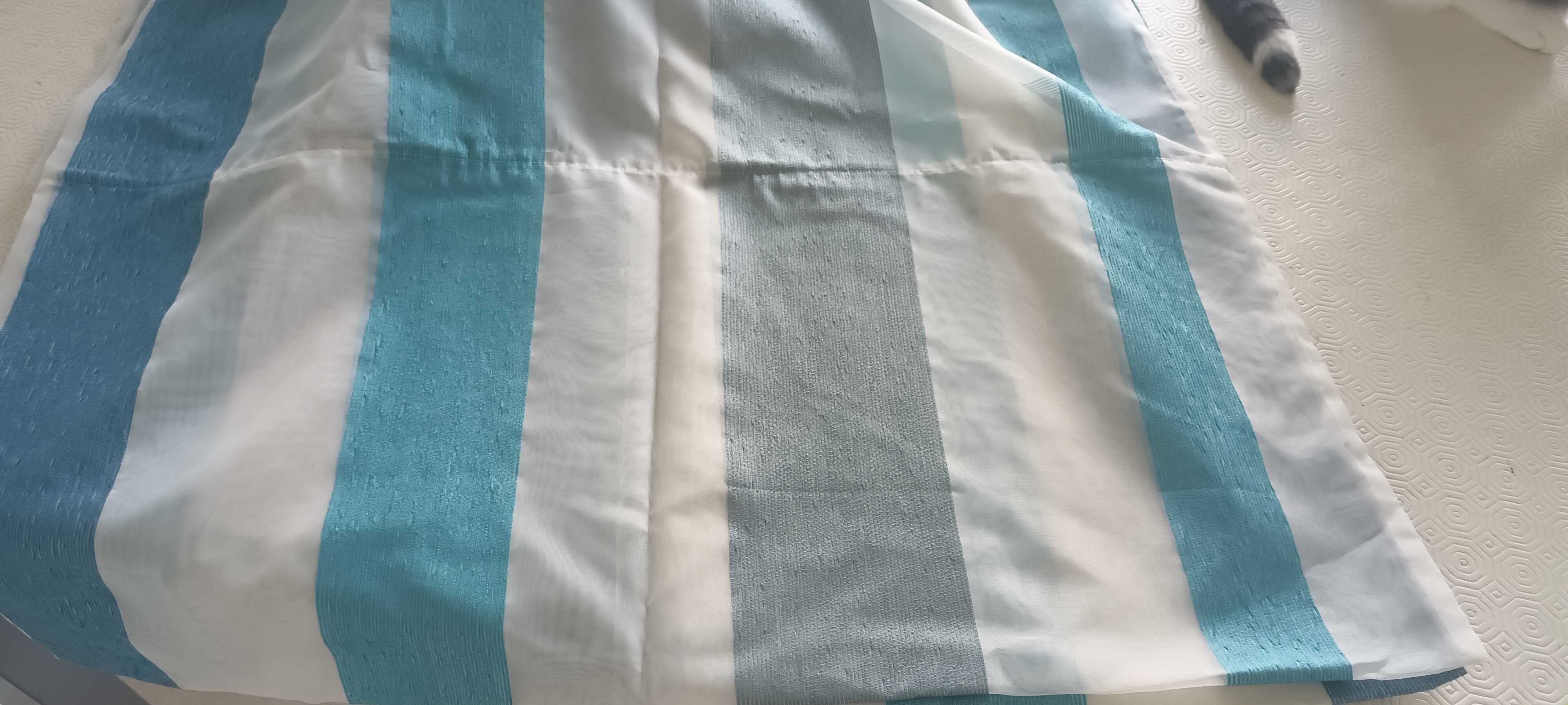 cortinas riscas azuis