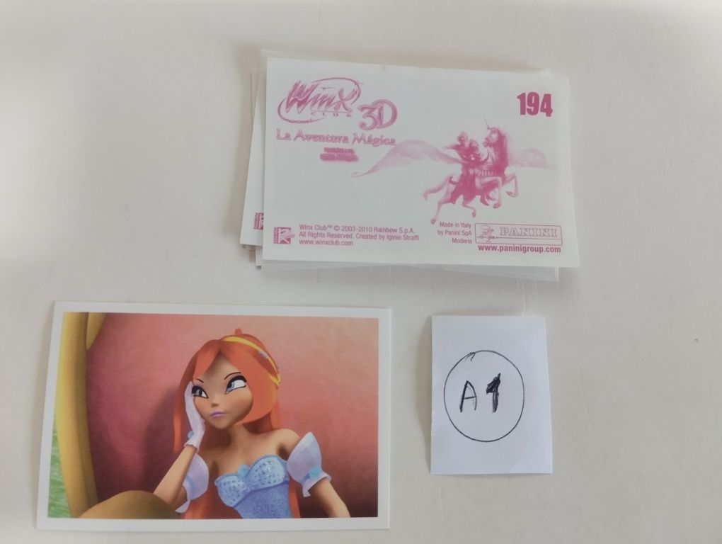 Cromos de várias coleções de banda desenhada
