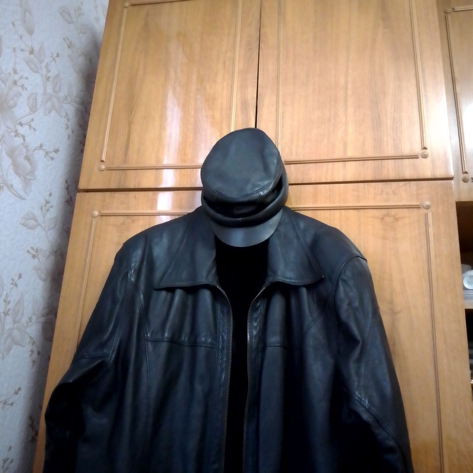Шкіряна куртка 56 розмір
