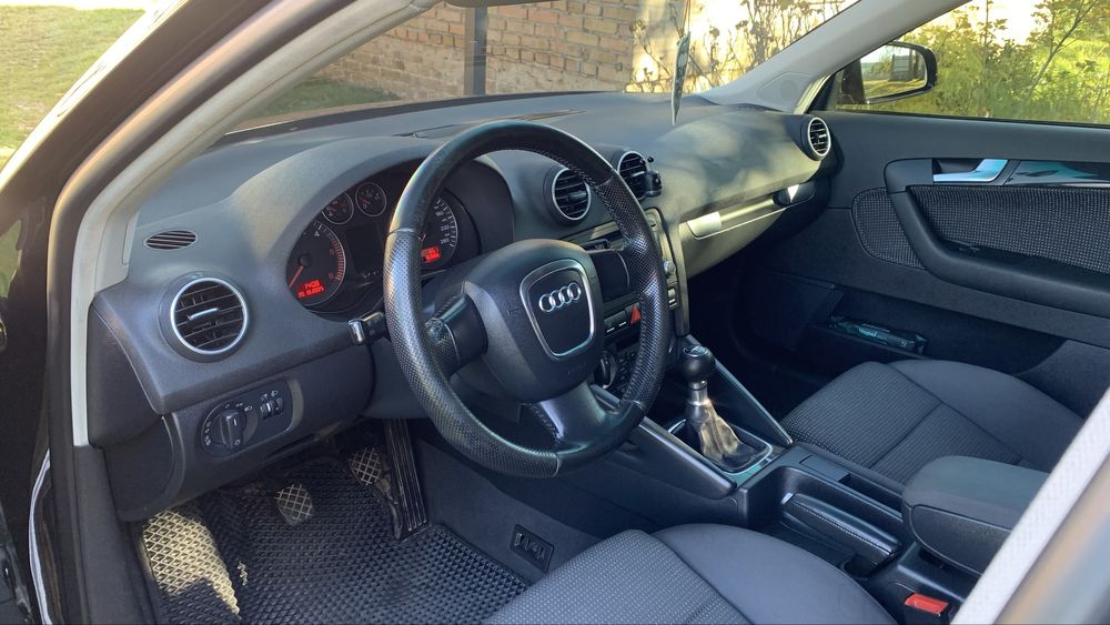 Продам Ауді а3 2.0тді