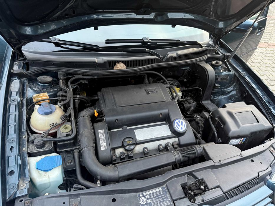 Volkswagen Golf 4 1.4b 03r Pacific 12 lat 1 wł rarytas zobacz warto