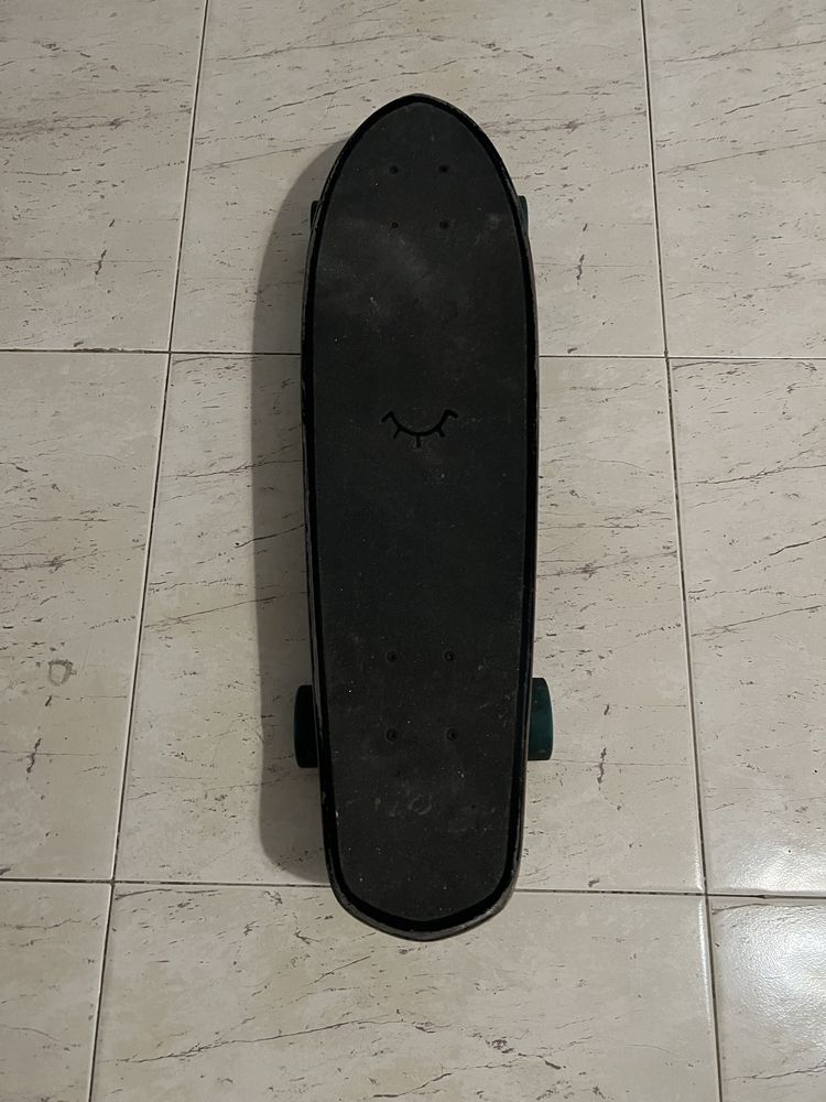 Skate cruiser Globe