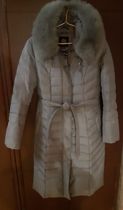 Продам пальто зимнее.