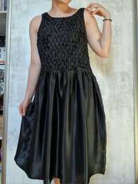 Czarna satynowa sukienka L