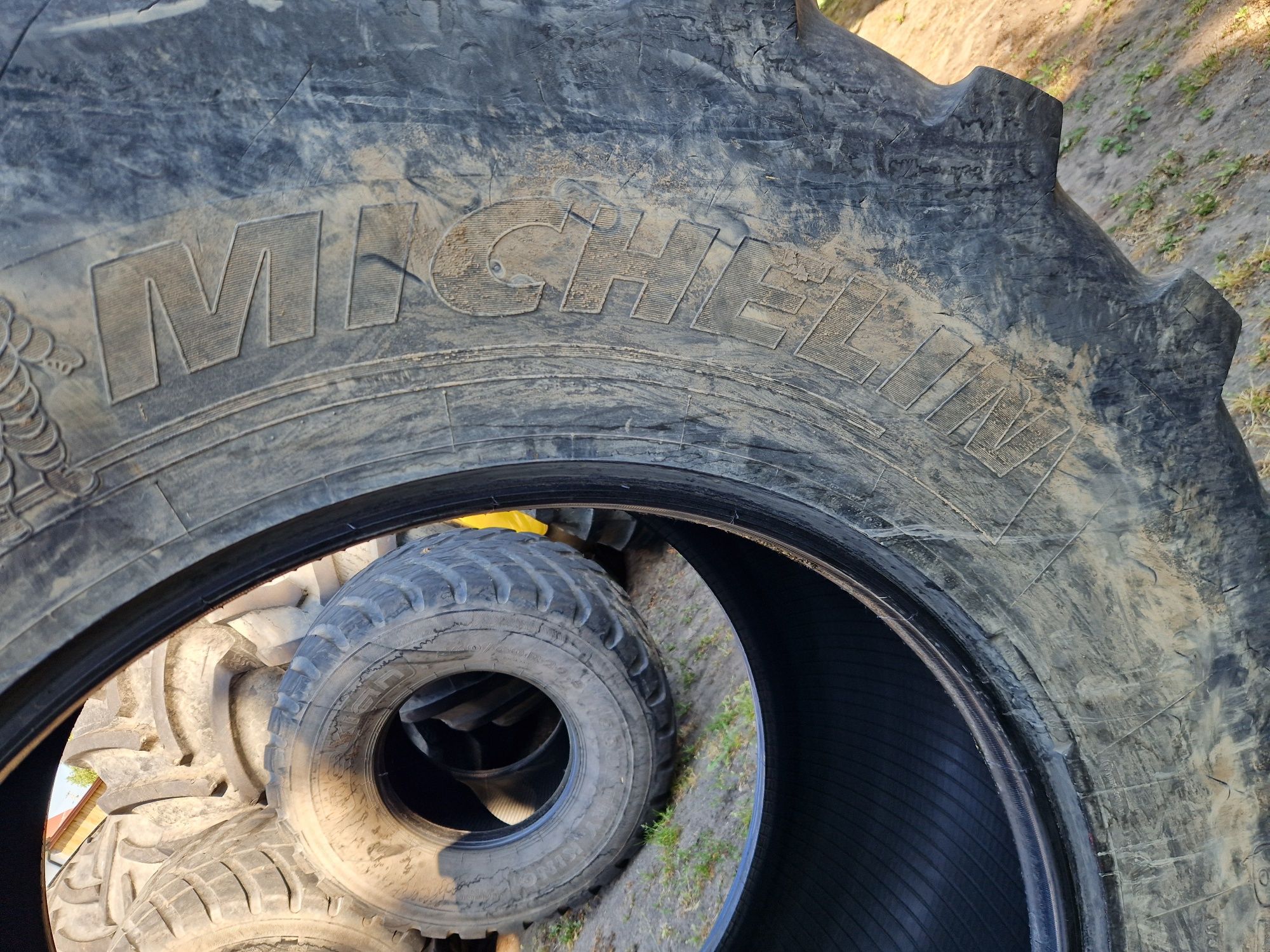Opona 650/85r38 Michelin Machxbib