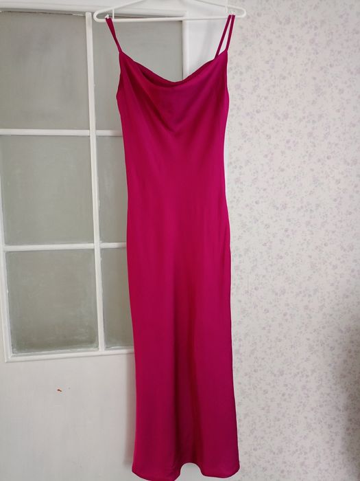 плаття сукня  атласна шовкова трапеція міді сукня комбінація