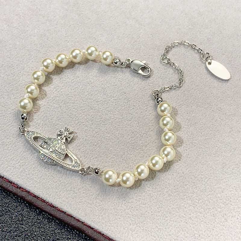 Bransoletka Vivienne Westwood w kolorze perłowo-srebrnym