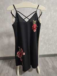 Сукня вишиванка  з квітами розмір S/M
