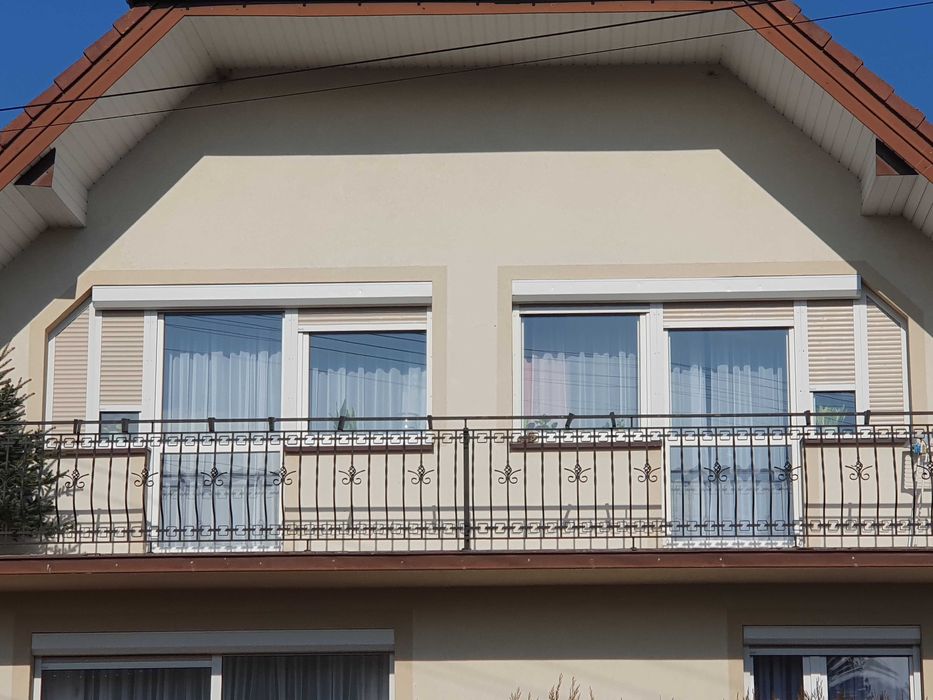 Okna drzwi balkonowe PCV białe 18szt  profil Rehau 2 szyby + rolety