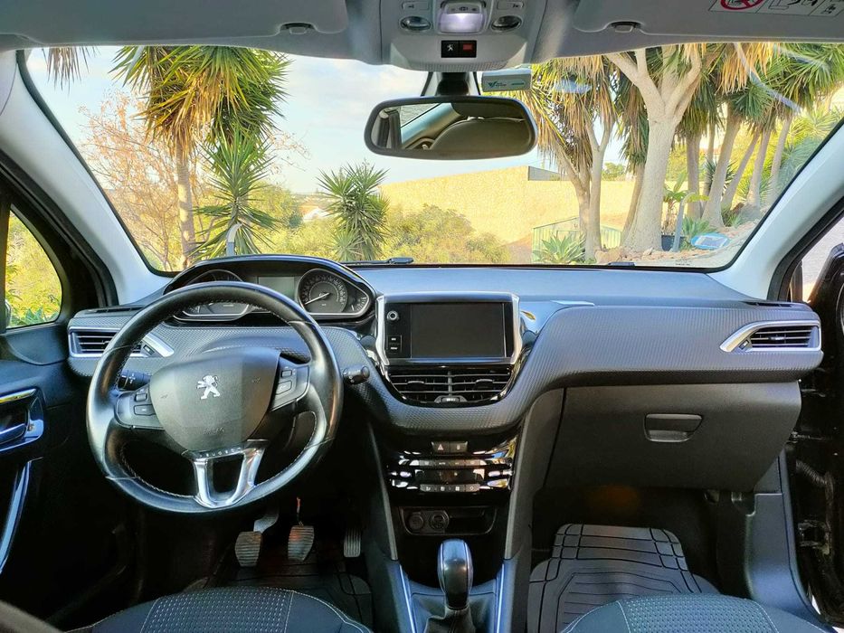 Peugeot 208 1.6 BlueHDi 2015