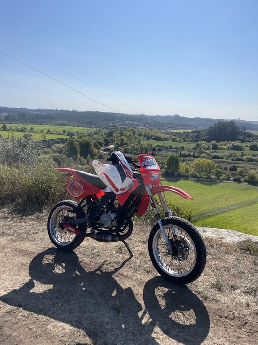 Vendo mota 50cc motor am6