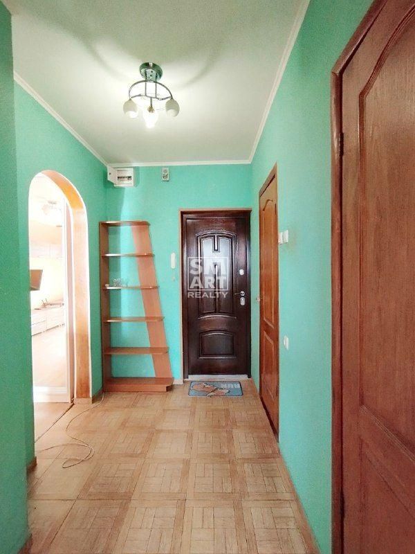 Без% Троєщина.Продаж 1к квартири Червоної Калини 32в