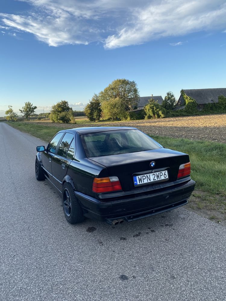 Bmw e36 2.8 drift