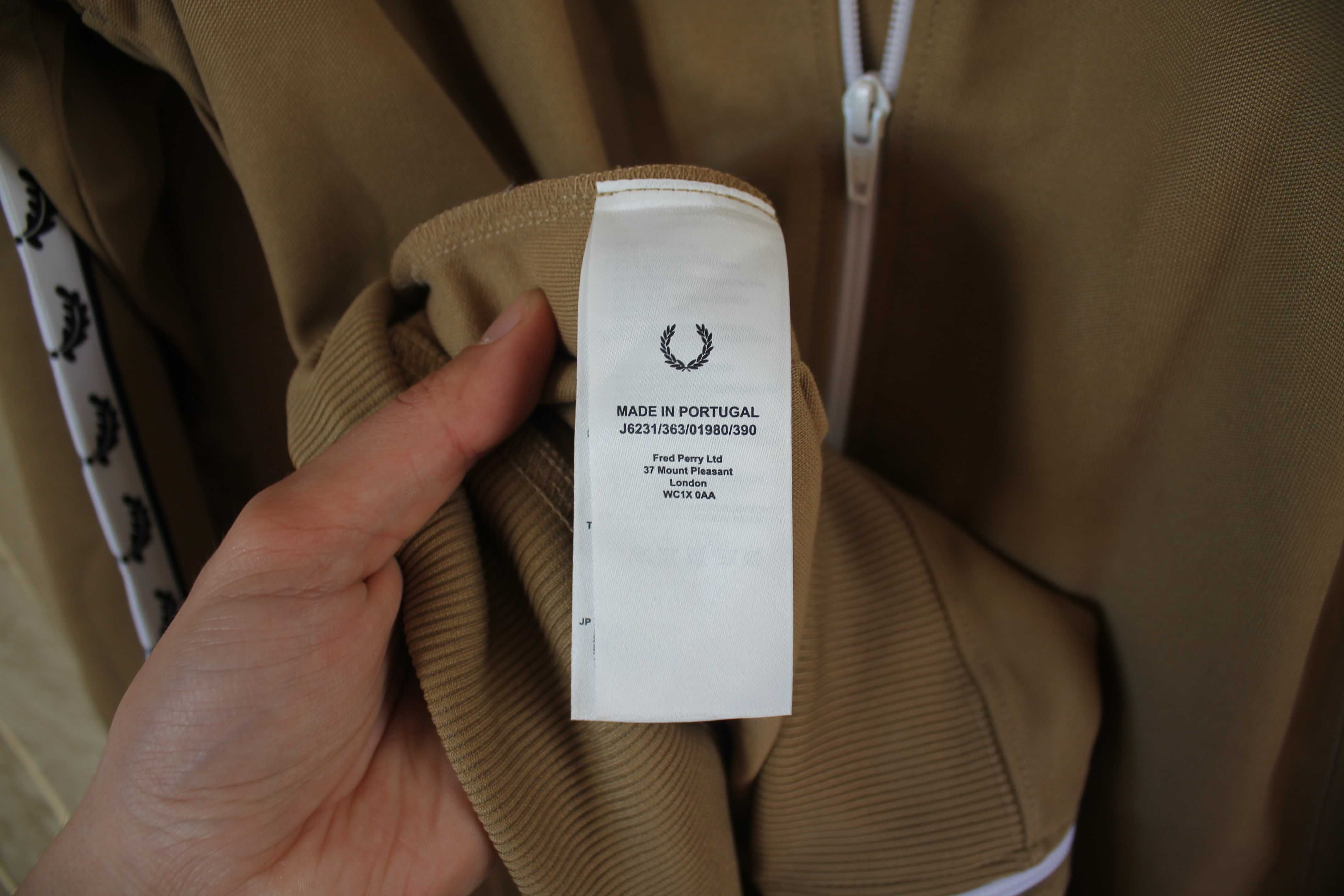 мужская куртка ветровка мастерка олимпийка с лампасами fred perry XL