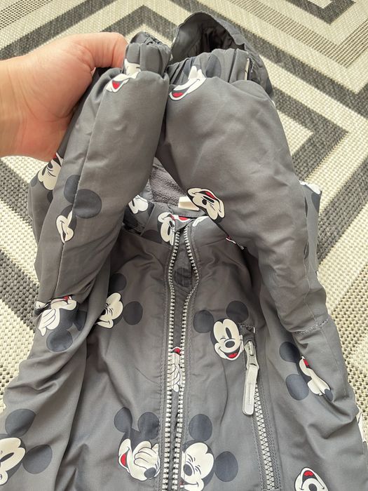 Комбінезон H&M.