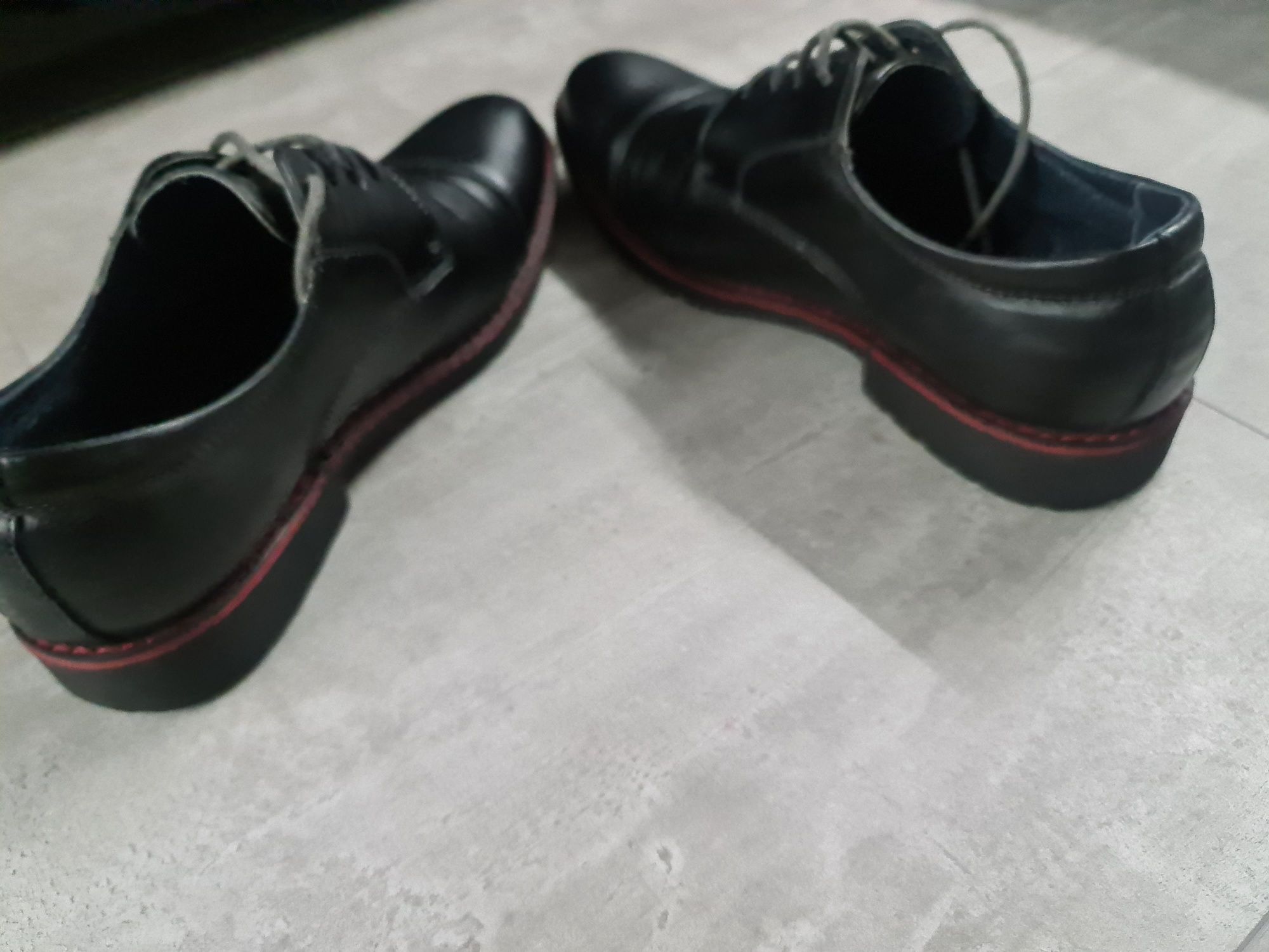 Vapiano pantofle męskie czarne r. 42 wkładka 29 cm