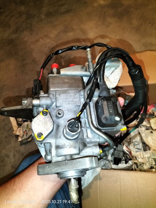 Bomba injetora eletrónica Terrano 2.7 TDI