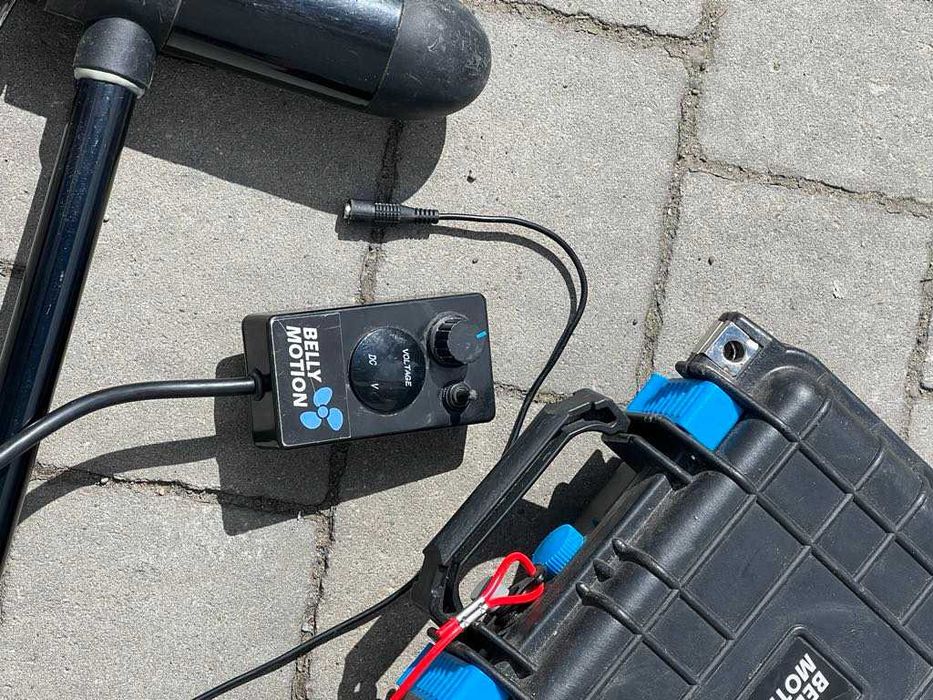 Silnik elektryczny z pilotem do łodzi Belly Boat/Komis Krzysiek
