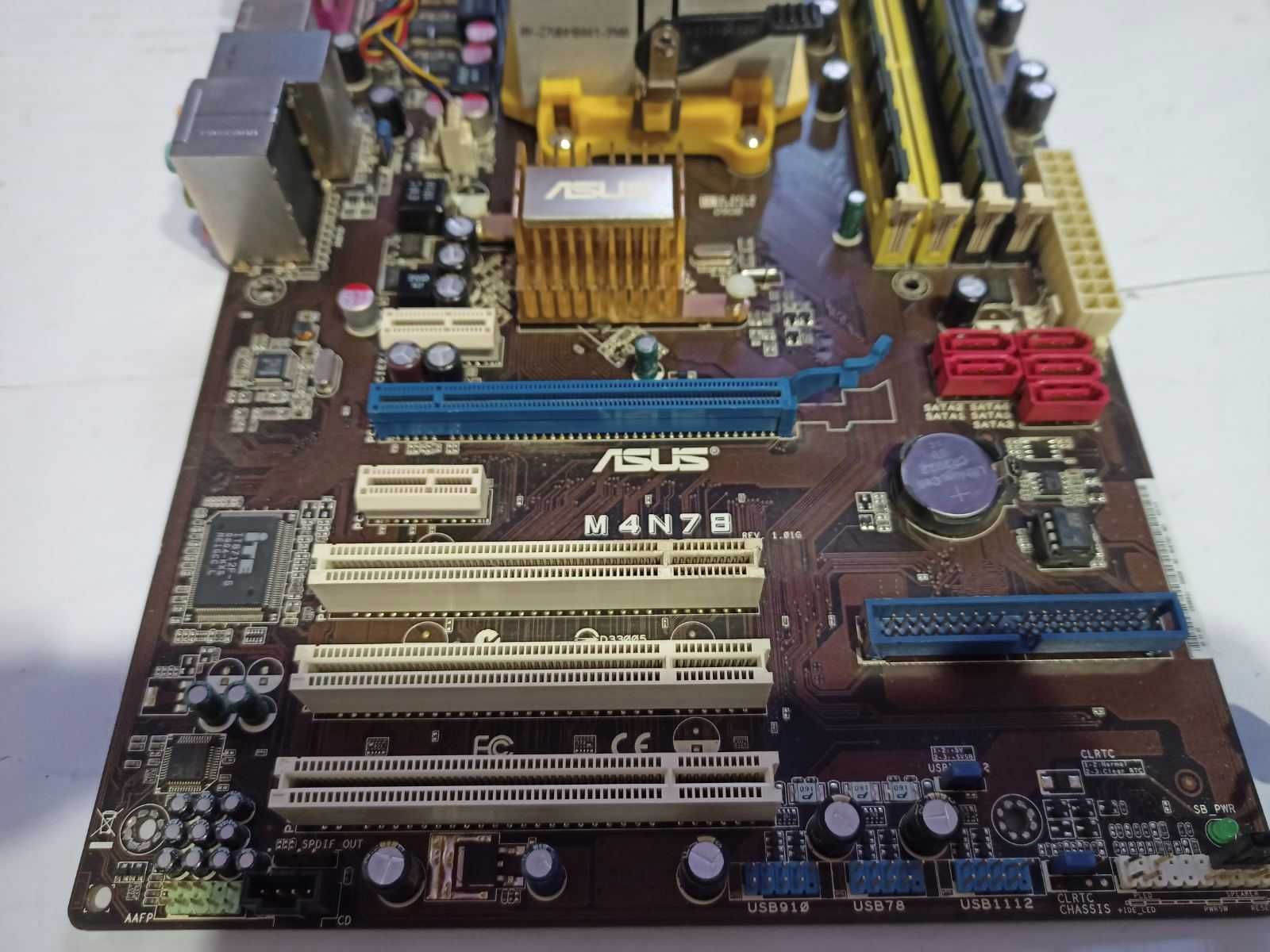 Комплект AM2+ Asus M4N78 SE+Phenom X3 8650+DDR2 4 GB