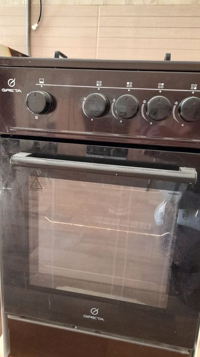 Газова плита Greta у дуже гарному стані. Користувалися 1 місяц.