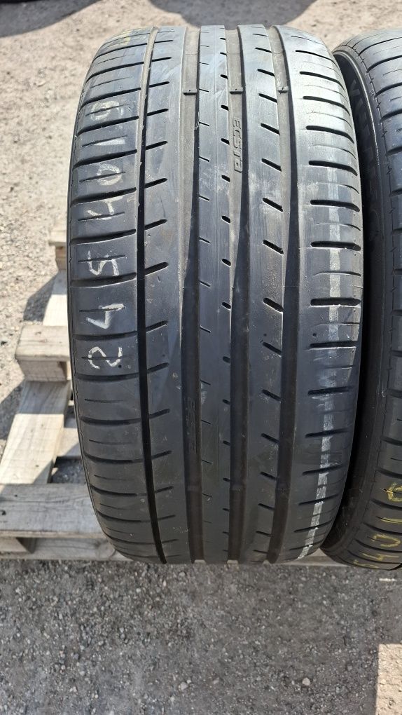 2шт 245 40 19 Kumho шины б.у резина склад шиномонтаж